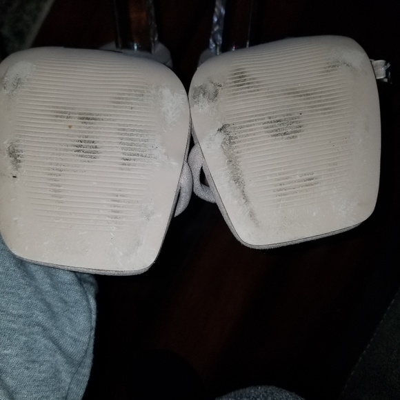 Luxe Herald Clear Barely There Block Heel Sandal - Picture 3 of 4